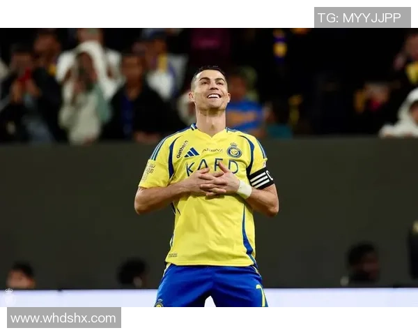 足球巨星4号球员个人风采全景展示与精彩瞬间回顾